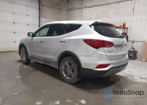 2017 Hyundai Santa Fe Sport 2.4L z USA, uszkodzony, nr VIN 5XYZT3LB8HG496832